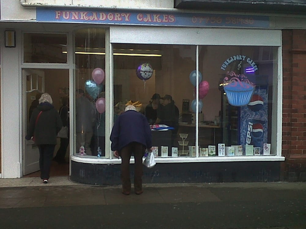 FUNKADORY CAKES 43 Penrhyn Avenue, RhosonSea, Conwy, United Kingdom