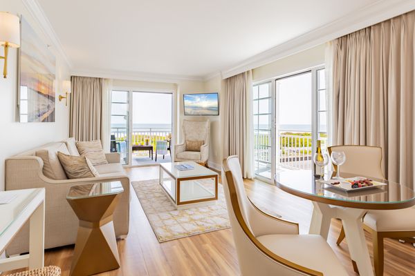 La Mer Beachfront Resort by null