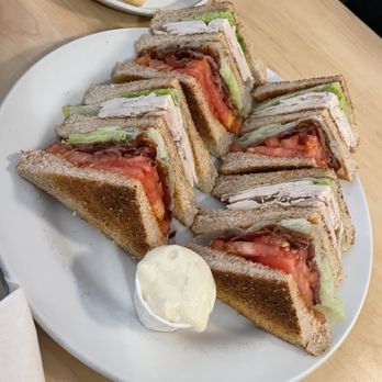 Teds Restaurant - Diners Near Me - Scarborough, Ontario