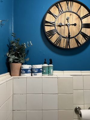 Riviera Supper Club and Scratch Kitchen by null