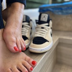 Painted Pretty Nail Bar - Russian Gel Pedicure