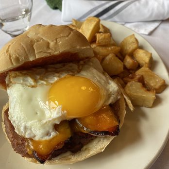 Home Bistro - HB breakfast Sammy - New American Near Me - Cleveland, Ohio Home Bistro - HB breakfast Sammy - New American Near Me - Cleveland, Ohio