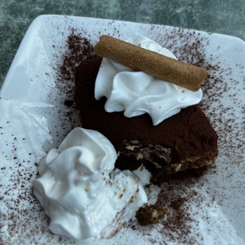 Macaroni's Ristorante - Tiramisu - Italian Near Me - Ashland, Oregon