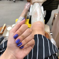 Happy Nails