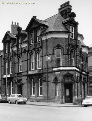 Star & Garter by null