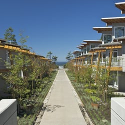 Cox Bay Beach Resort - 39 self contained beach front suites