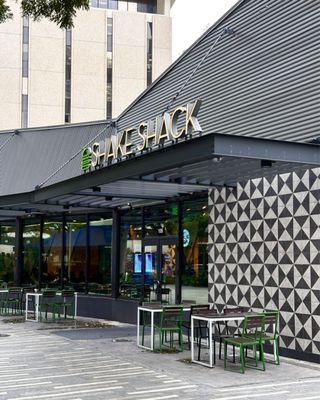 Shake Shack Mary Brickell Village by null