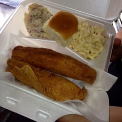 Papa Smurfs BBQ Food Truck - Oh my gosh!! This fried tilapia is amazing!! Definitely a Must get item!!!