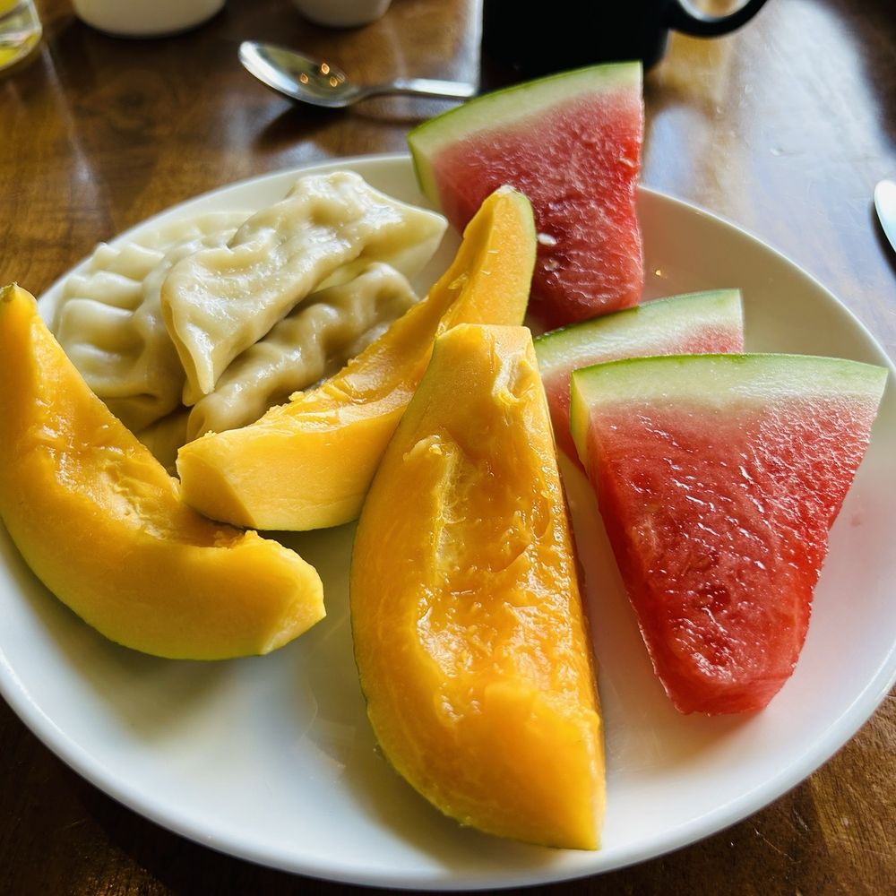 Nice bfast buffet selection Nice bfast buffet selection