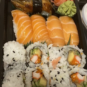 Japanese Express - Combo 76: Sushi & Maki Combo - Japanese Near Me - Markham, Ontario