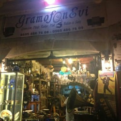 Gramofon Evi