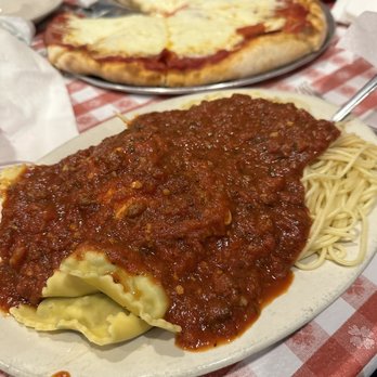 Filippi's Pizza Grotto Poway - Filippi's Family Combo - spaghetti, lasagna, ravioli - Italian Near Me - Poway, California Filippi's Pizza Grotto Poway - Filippi's Family Combo - spaghetti, lasagna, ravioli - Italian Near Me - Poway, California