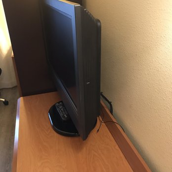 Fairfield by Marriott Inn & Suites Temecula - Old-school flatscreen - Hotels Near Me - Temecula, California Fairfield by Marriott Inn & Suites Temecula - Old-school flatscreen - Hotels Near Me - Temecula, California