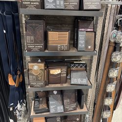 Merced Mall - A wallet