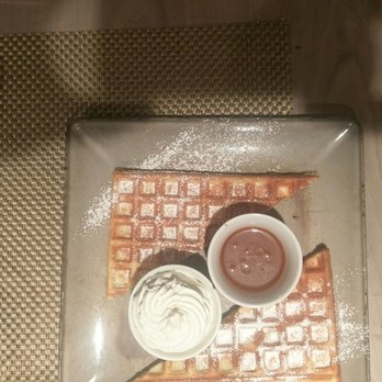 Les Cocottes - Waffles for dessert! - Bistros Near Me - Paris, 01