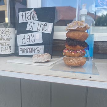 Maui Ono Donuts - Flavor options - Donuts Near Me - Kihei, Hawaii Maui Ono Donuts - Flavor options - Donuts Near Me - Kihei, Hawaii