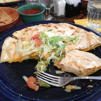 Boca Chica Restaurant - Chicken and salsa verde quesadillas. - Mexican Near Me - Saint Paul, Minnesota Boca Chica Restaurant - Chicken and salsa verde quesadillas. - Mexican Near Me - Saint Paul, Minnesota