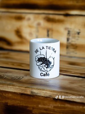 De La Tierra Café by null