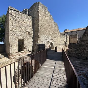 Les Thermes de Constantin - Bath house - Arts & Entertainment Near Me - Arles, 13