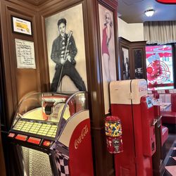 Restaurace James Dean Prague - Entryway