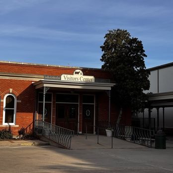 Blue Bell Creameries - Ice Cream & Frozen Yogurt Near Me - Brenham, Texas
