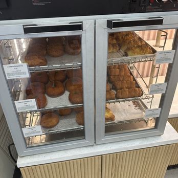 Tous Les Jours - Bakeries Near Me - Henderson, Nevada Tous Les Jours - Bakeries Near Me - Henderson, Nevada