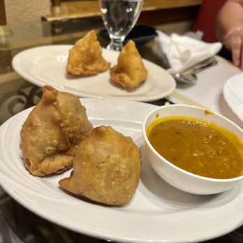 Nagina Palace - Veggie samosas Keema Samosa - Indian Near Me - Turlock, California