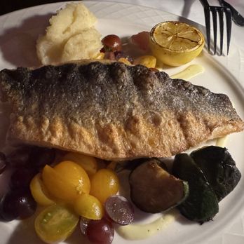 Mistral - French Near Me - Sherman Oaks, California