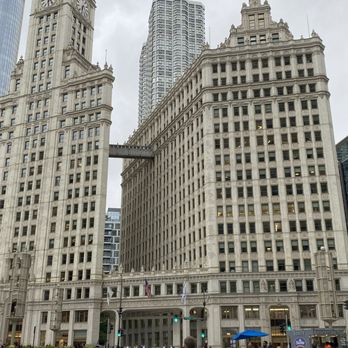 Chicago Riverwalk - Landmarks & Historical Buildings Near Me - Chicago, Illinois