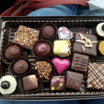 J Evelyn Confections - Everyone was delicious. - Desserts Near Me - Greenfield, Indiana J Evelyn Confections - Everyone was delicious. - Desserts Near Me - Greenfield, Indiana