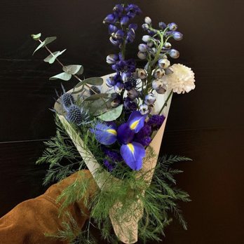 Verundah Floral Boutique - Floral Designers Near Me Verundah Floral Boutique - Floral Designers Near Me