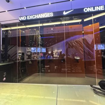 nike store 5ave