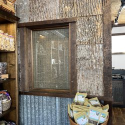 Dorindas Essentials - The cool statement wall