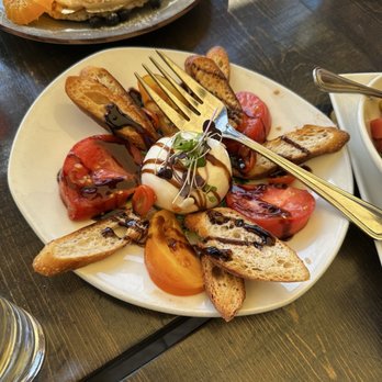 Rooftop - Tomato and burrata - New American Near Me - Walnut Creek, California