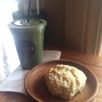 Le Webster - Green smoothie And lavender scone - Cafes Near Me - Saint-Lambert, Quebec