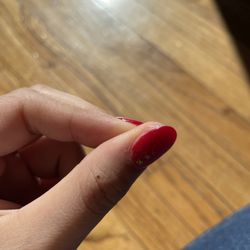 Haverford Nails - Tip did not extend to the edge of my mail on several fingers.