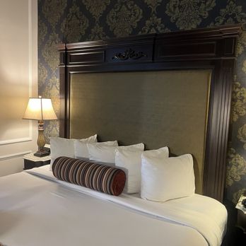 Place d'Armes Hotel - King Size Room - Hotels Near Me - New Orleans, Louisiana