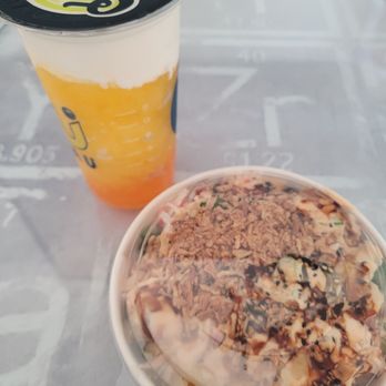 Sushi Remix - Midland - Peach slush and BYO bowl - Poke Near Me - Midland, Michigan