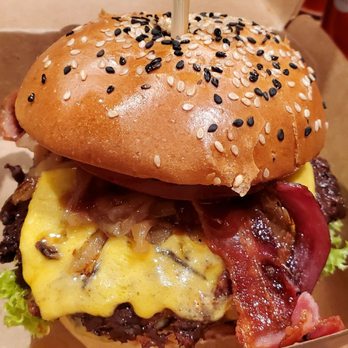 NUDE BURGER CLUB - Updated January 2026 - 23 Photos & 30 Reviews