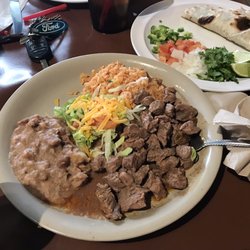 Lala's Mexican Restaurant - Carne guisada.