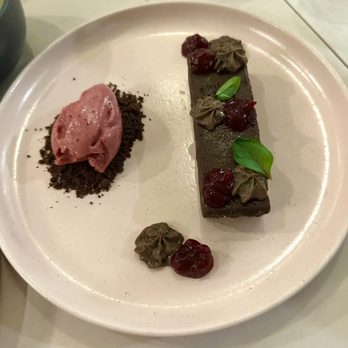Solstice - Fudge Brownie - New American Near Me - Irvine, California Solstice - Fudge Brownie - New American Near Me - Irvine, California