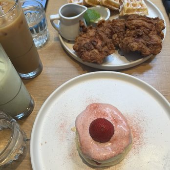Flipper’s - Matcha Latte - Pancakes Near Me - New York, New York Flipper’s - Matcha Latte - Pancakes Near Me - New York, New York