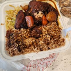 SpicyHill Caribbean Restaurant - Brown Stew Chicken