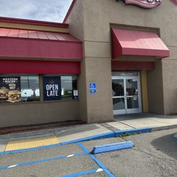 Carl's Jr - Outside , endless parking