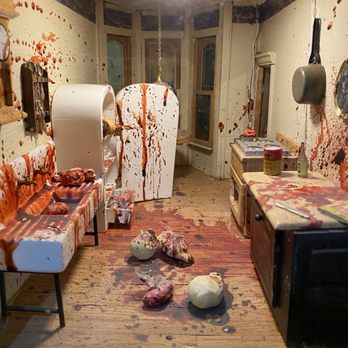 Freakybuttrue Peculiarium - Museums Near Me - Portland, Oregon