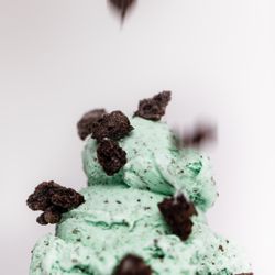 Handel’s Homemade Ice Cream - Mint with Oreo