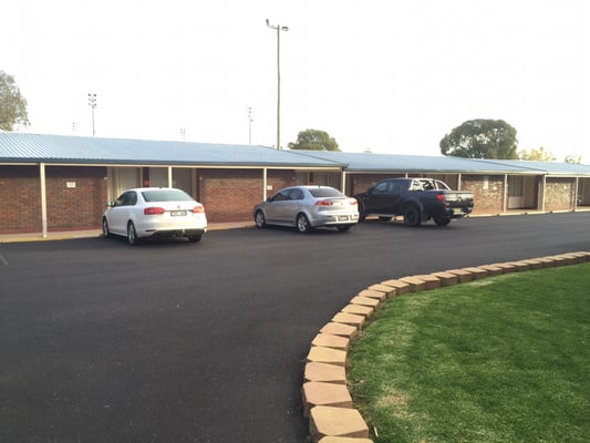 Parkview Motor Inn Parkes by null
