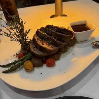 Bali Oceanfront - Roasted 18 oz. Chateaubriand for Two - Seafood Near Me - Honolulu, Hawaii