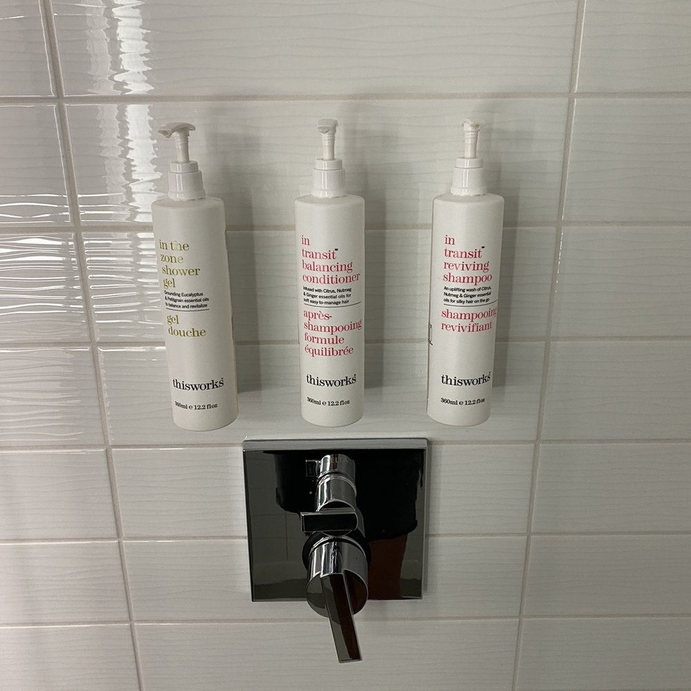 Marriott Tacoma Downtown - Shower - Hotels Near Me - Tacoma, Washington