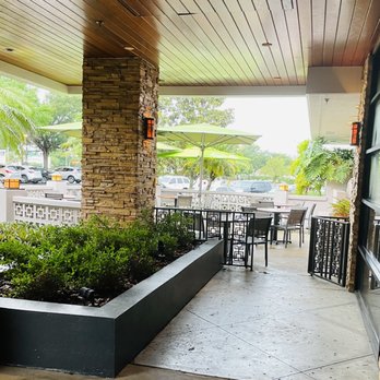 Seasons 52 - Outdoor dining - New American Near Me - Altamonte Springs, Florida Seasons 52 - Outdoor dining - New American Near Me - Altamonte Springs, Florida
